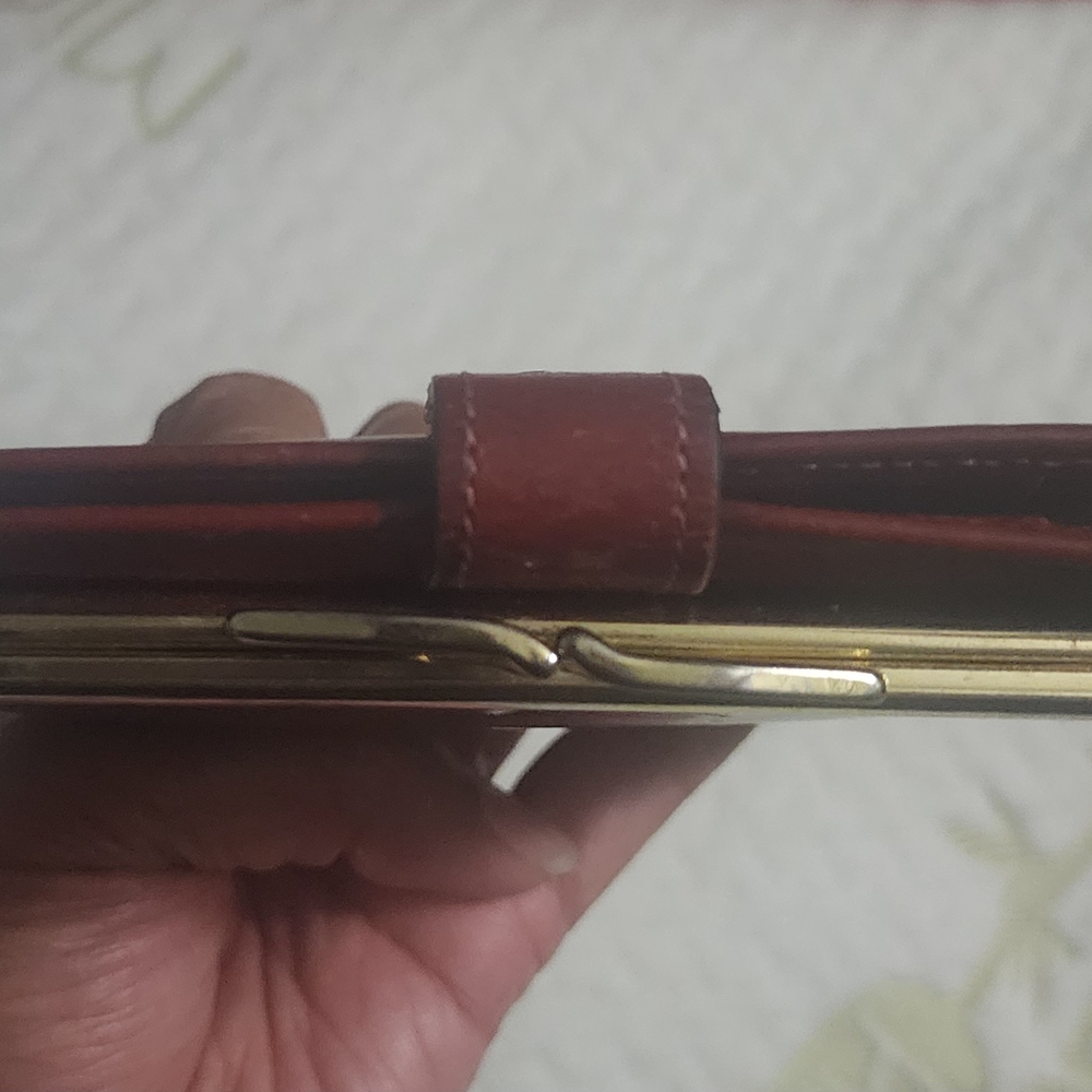 Bosca Vintage Leather Wallet - Picture 5 of 11